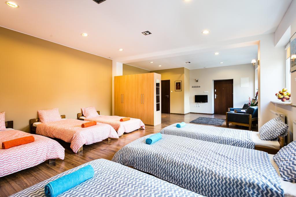 Apartament Live Like Locals: Market Square X Jewish District